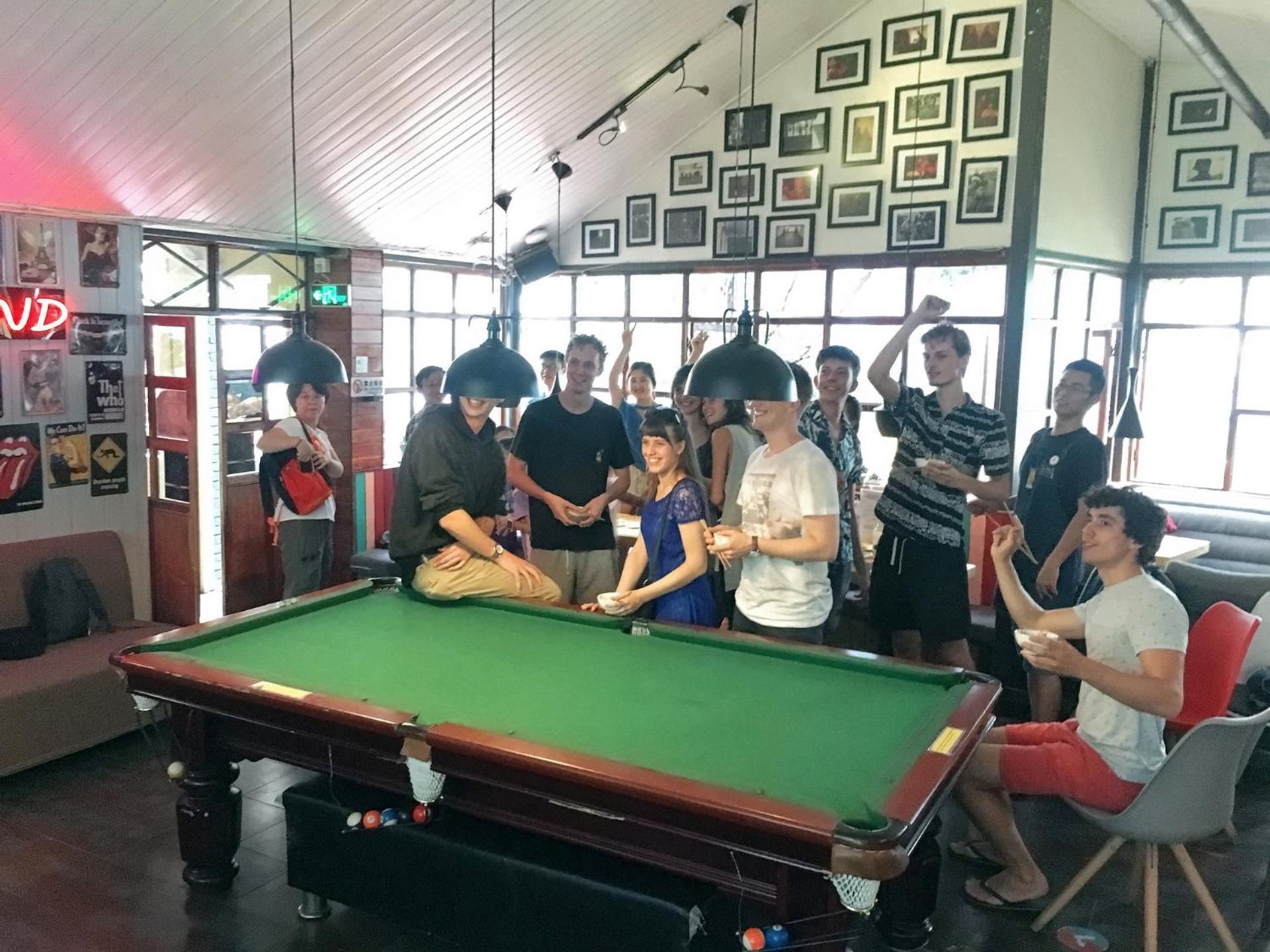 Kunming Upland International Youth Hostel Near The City Center ,2 Mins Walk To The Subway, 2 Mins Walk To The Green Lake, Close To Yuan Tong Temple, Old Street, Yunnan University, Convenient Payment And Visa Cards Are Accepted Екстер'єр фото