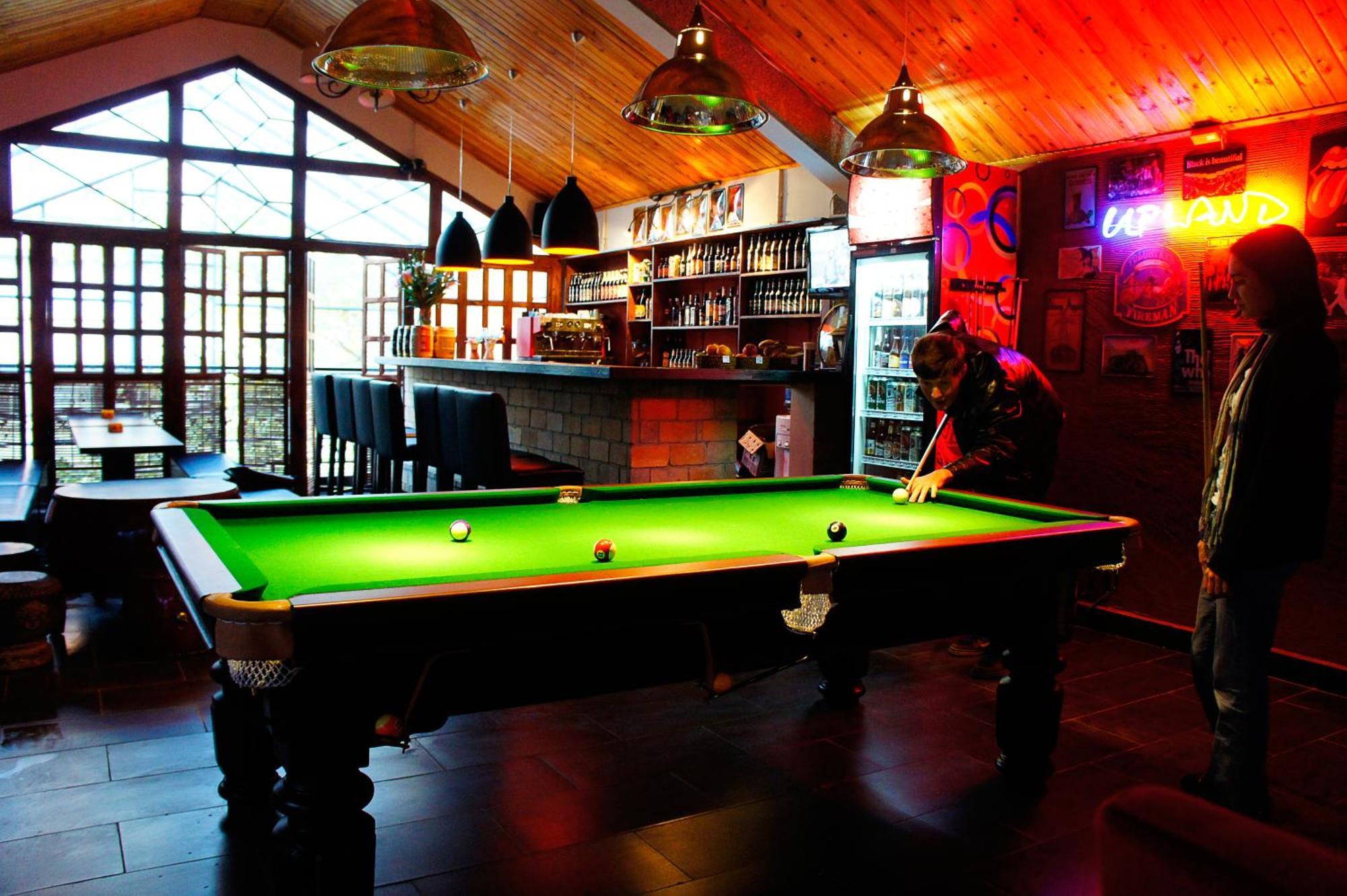 Kunming Upland International Youth Hostel Near The City Center ,2 Mins Walk To The Subway, 2 Mins Walk To The Green Lake, Close To Yuan Tong Temple, Old Street, Yunnan University, Convenient Payment And Visa Cards Are Accepted Екстер'єр фото